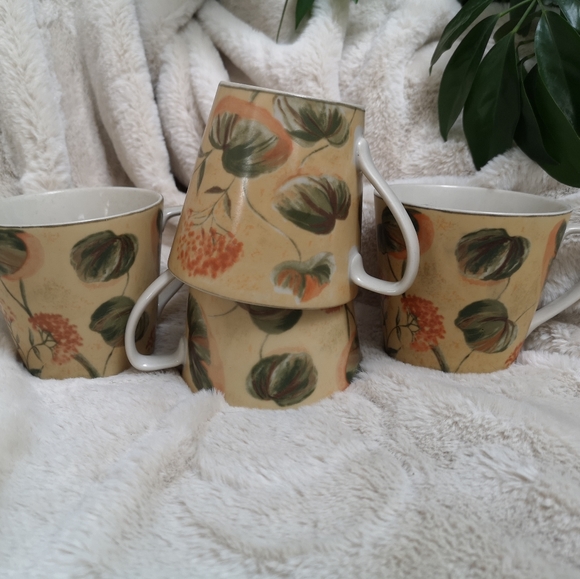 MUGS - Picture 1 of 2